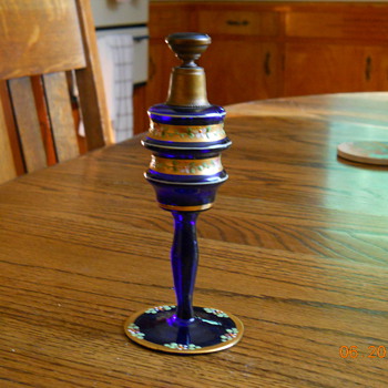 Perfume bottle