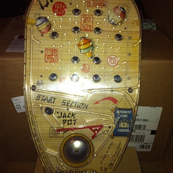 Dingaroo Game by MARX - Coin Operated