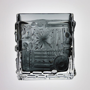 Josef Schott - Smalandshyttan, Sweden. - Art Glass