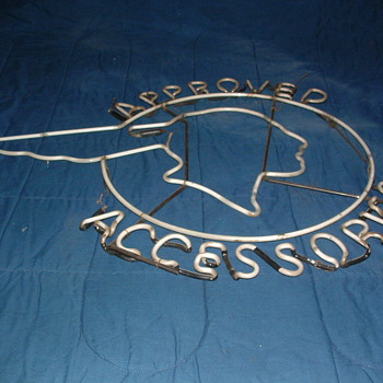 Old Vintage Rare Pontiac Indian Head Neon Sign Approved Accessories