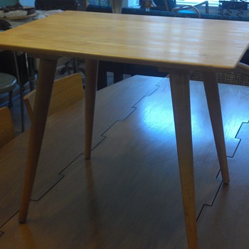 Paul McCobb Planner Side Table