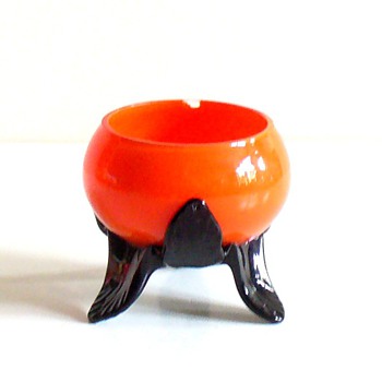 KRALIK TANGO: A SALT AND A JAM POT - Art Glass