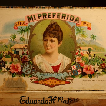 Mi Preferida Cigar Box - Advertising