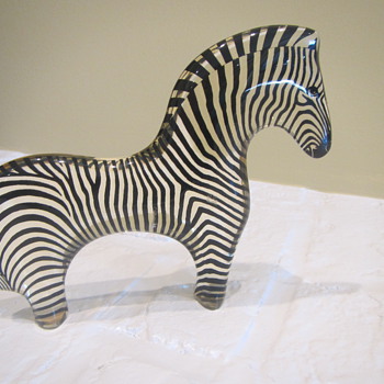 Abraham Palatnik Finds! - Animals
