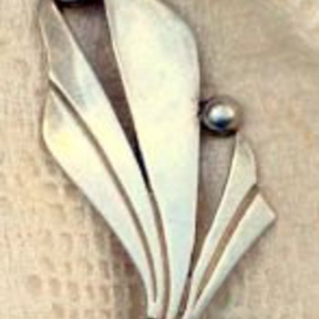 Vintage Taxco Sterling Brooch - Fine Jewelry