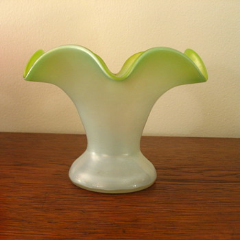 Kralik green opalescent