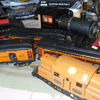 IVES TOY TRAIN LOCOMOTIVE SET - Model Trains