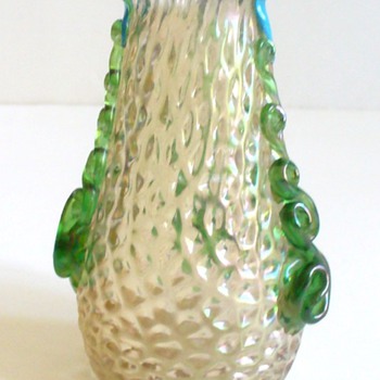 KRALIK NAUTILUS VARIANT. - Art Glass