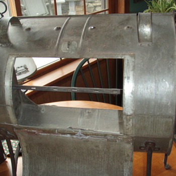 Reflector Oven (or tin kitchen)