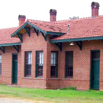 1911 Santa Fe Depot at Eagle Lake, TX
