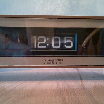 Retro G.E. Flip Clock
