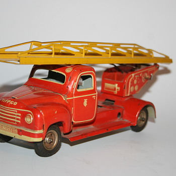 tippco fire truck friction tin toy - Model Cars