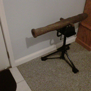 OLD CANNON CANNON FOUND NEAR THE MISSISIPPI RIVER IN ST. LOUIS 
