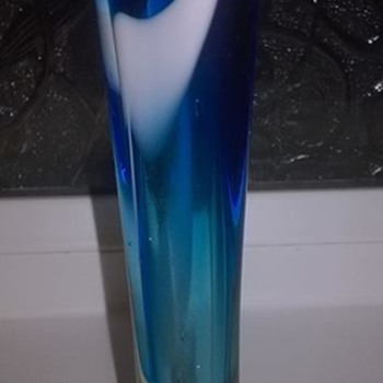 Nice Glass ! What is it,when was it made :) - Art Glass