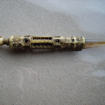 I love this little item, but have no idea what it is!
