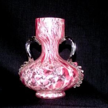 RUCKL PINK & WHITE SPATTER W/MICA AND ACANTHUS LEAF HANDLES - Art Glass