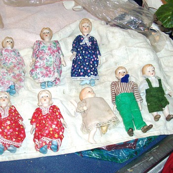 VERY OLD DOLLS - Dolls