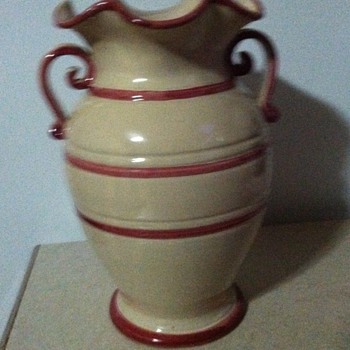 Niko vase