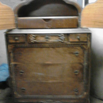 Dresser