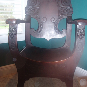 Bucks County Farm House Find! Who am I? French? 1800's? - Furniture