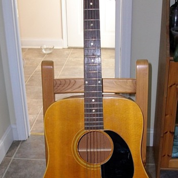 Gibson J-50