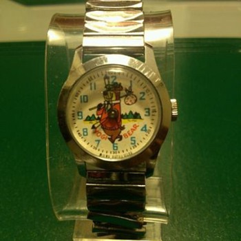 1968 Yogi Bear Wristwatch - Wristwatches