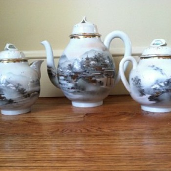 asian teapots - China and Dinnerware