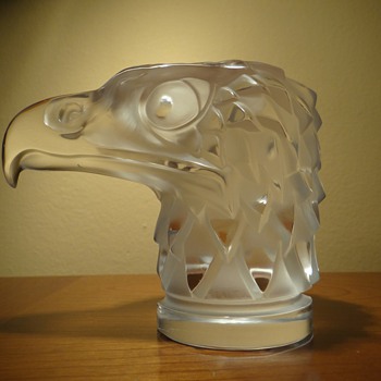 R. LALIQUE - FRANCE  "TETE D'AIGLE " - Art Glass