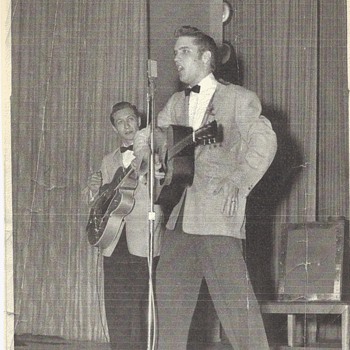 Elvis Presely Photo - Photographs