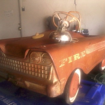 pedal car - Model Cars