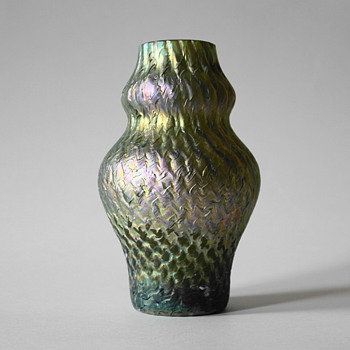 Kralik Snakeskin Vase - Art Glass
