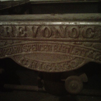 Revonoc HIBBARD, SPENCER, BARTLETT & CO. Stove