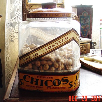 1920's Curtiss Candy Co. Chicago...Chico's Spanish Peanuts Jar...only 5 cents - Advertising