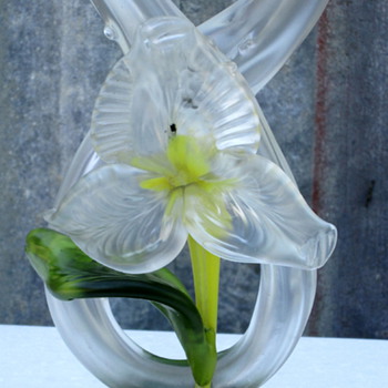 KRALIK TUBE THORN FLORIFORM - Art Glass