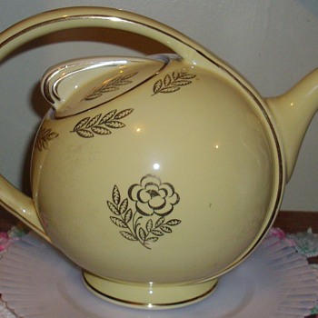 Hall tea pot. - Kitchen