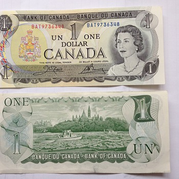 Canadian dollar bill - US Paper Money