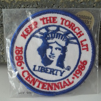 100 yrs. commemorative 1886-1986 Statue of Liberty patch and pin.   
