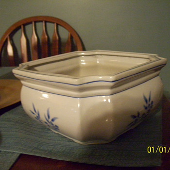 aaa imports planter 
