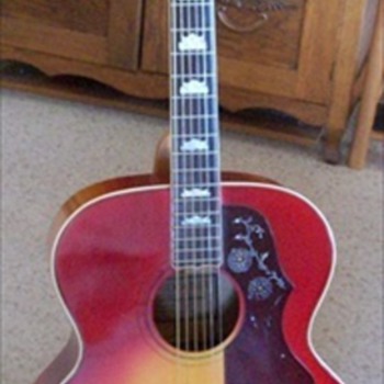 One of My Favorite Old Guitars - Guitars