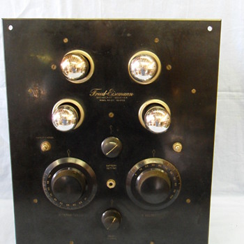 Freed Eisemann Broadcast Receiver Model NR-215 - Radios
