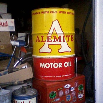 55 gallon Alemite (Stewart Warner) oil barrel - Petroliana