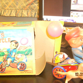 Boys Tricycle with Revolving Bell - Toys