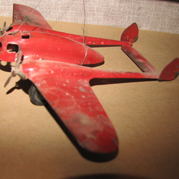 1935 Crusader (wyandotte Toy Co.) predating the P-38