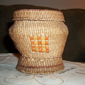 Native American Makah Woven Basket - Native American
