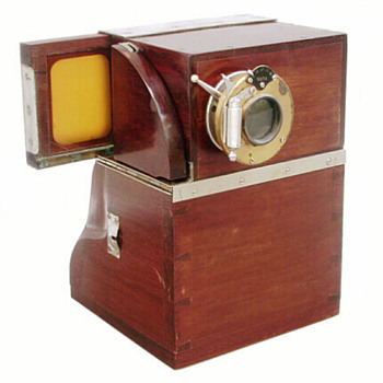 Early instant photography: the Quta Photo Machine, c.1904-11 - Cameras