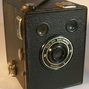 Six-20 Brownie model 4