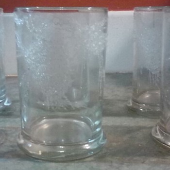 Dorothy C Thorpe California Set of 6 Glasses.... - Glassware