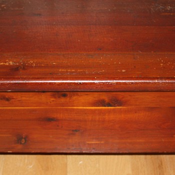 MINIATURE CHEST