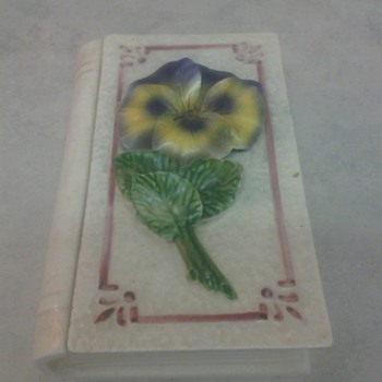 A BOOK SHAPED TRINKET BOX