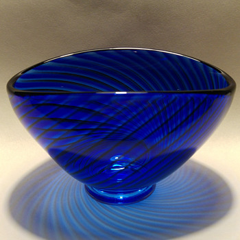 Colora by Lindstrand - Art Glass